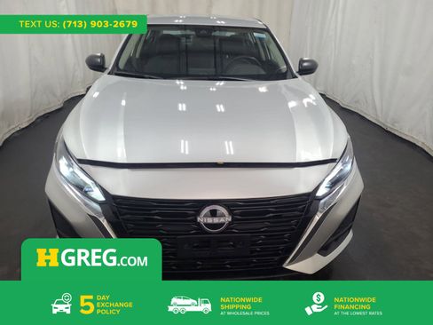 Used 2024 Nissan Altima 2.5 S image 1