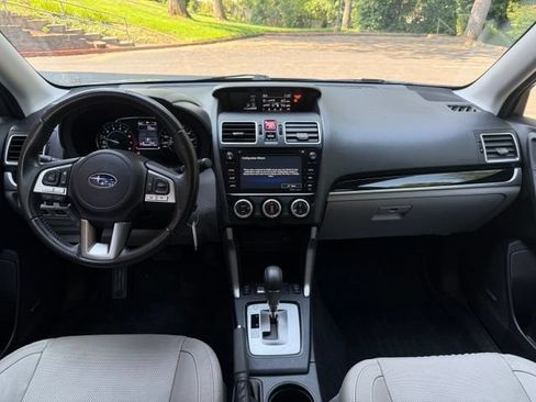 Used 2018 Subaru Forester 2.5i Limited AWD/4WD image 13