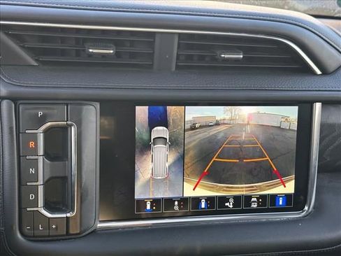 Used 2023 GMC Yukon Denali image 30