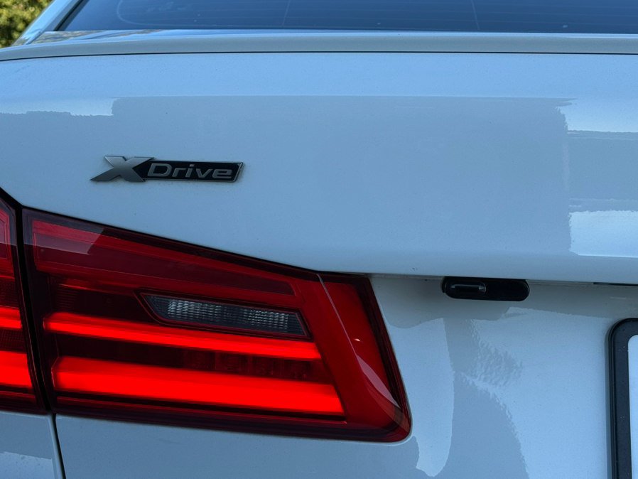 Used 2018 BMW M550i xDrive AWD/4WD image 43