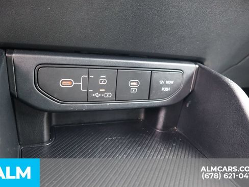 Used 2025 Kia K4 FWD image 31