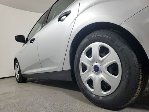 Used 2015 Ford Focus S image 8