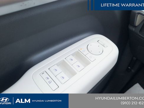 New 2026 Hyundai Santa Fe SE image 32