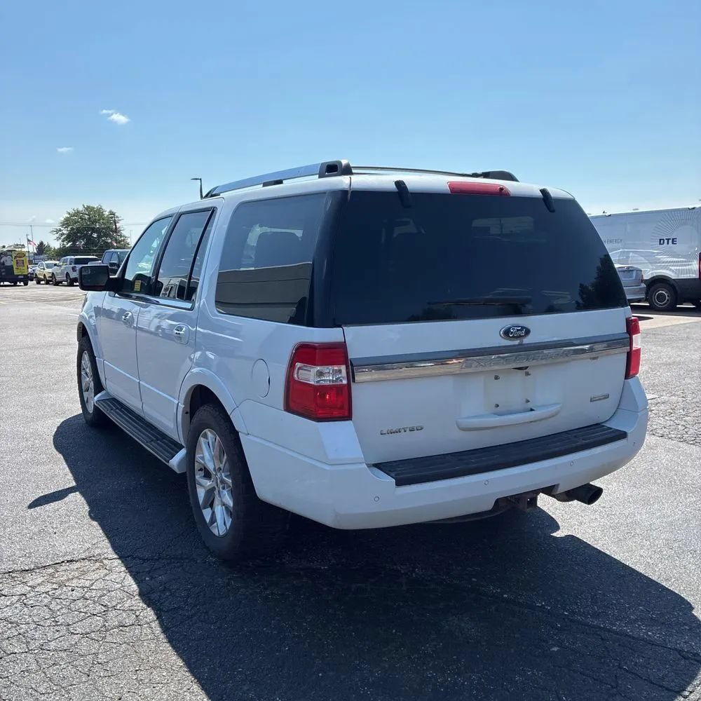 Used 2016 Ford Expedition Limited AWD/4WD image 5