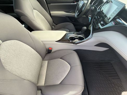 Certified 2021 Toyota Camry LE FWD image 25