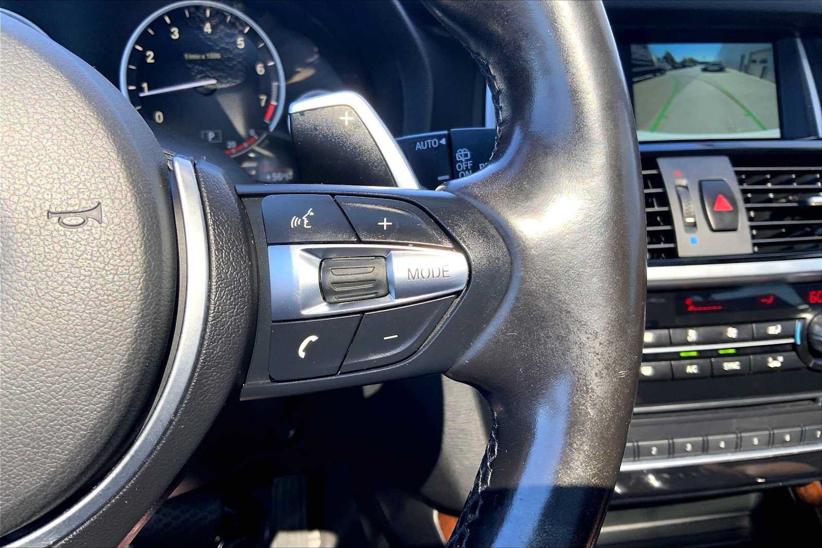 Used 2017 BMW X3 xDrive28i AWD/4WD image 25
