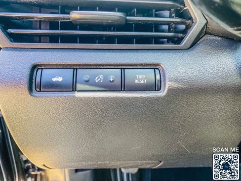 Used 2022 Nissan Altima 2.5 SV FWD image 19