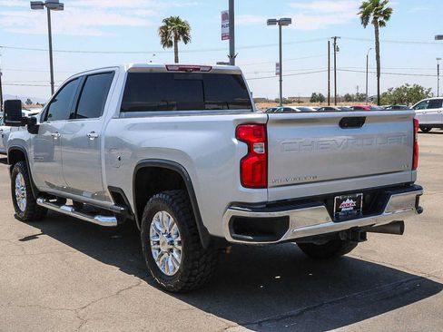 Used 2021 Chevrolet Silverado 2500 LTZ w/ LTZ Plus Package AWD/4WD image 8