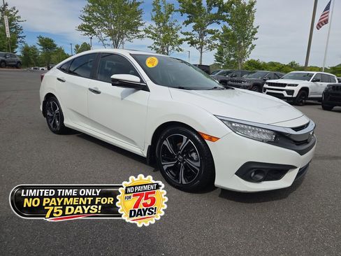 Used 2018 Honda Civic Touring image 1