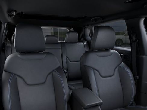 New 2026 Jeep Compass Limited w/ Sun, Sound & Navigation Group image 31