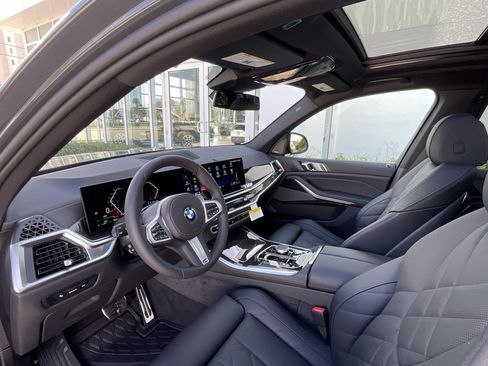 New 2026 BMW X5 sDrive40i w/ M Sport Package image 9