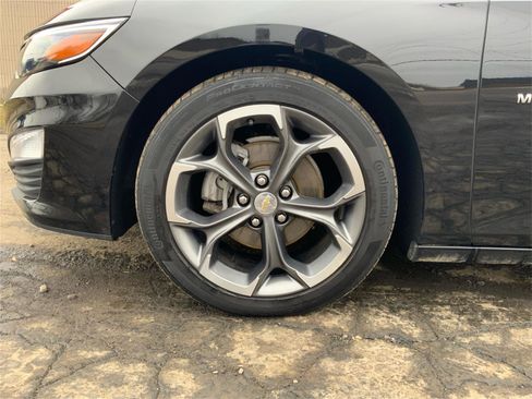 Used 2023 Chevrolet Malibu LT image 25