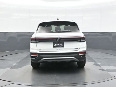 New 2026 Volkswagen Taos SE AWD/4WD image 6