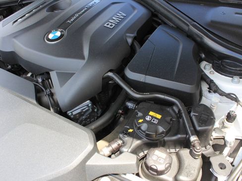 Used 2017 BMW 430i Coupe w/ M Sport Package RWD image 23