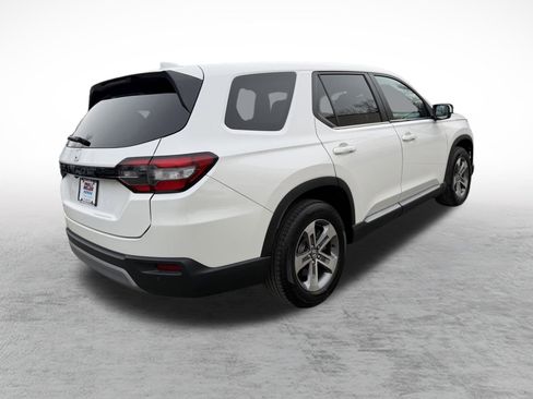 Certified 2023 Honda Pilot EX-L image 6