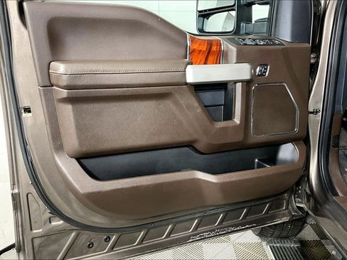 Used 2022 Ford F250 King Ranch w/ King Ranch Ultimate Package image 23