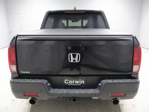 Used 2022 Honda Ridgeline Black Edition image 3