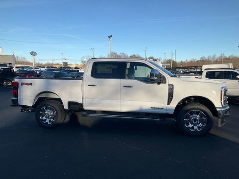 New 2026 Ford F250 Lariat w/ Chrome Package image 4