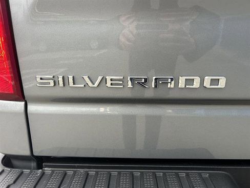 Certified 2024 Chevrolet Silverado 1500 LT image 40