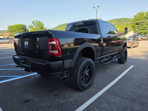 Used 2022 RAM 3500 Laramie AWD/4WD image 3