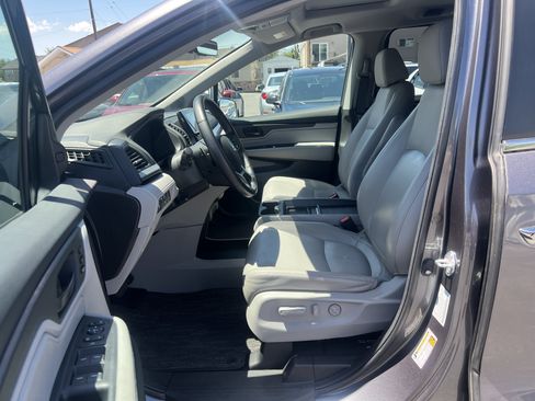 Used 2023 Honda Odyssey EX-L image 11
