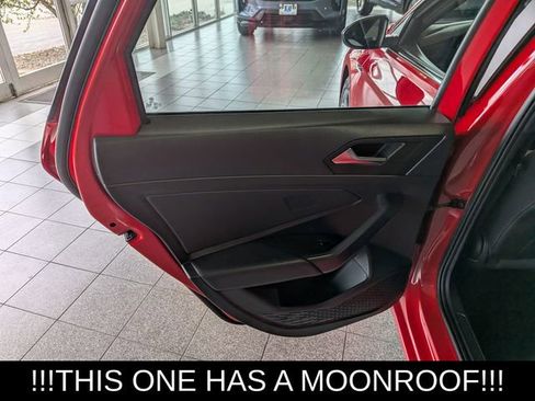 Used 2019 Volkswagen Jetta R-Line w/ R-Line Cold Weather Package FWD image 17