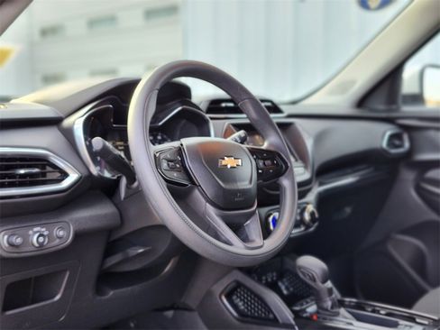 Used 2023 Chevrolet TrailBlazer LT image 17