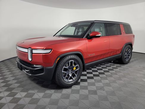Used 2023 Rivian R1S Launch Edition image 1