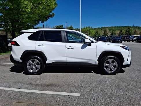 Certified 2024 Toyota RAV4 XLE AWD/4WD image 7
