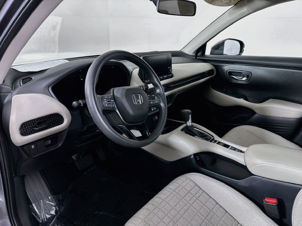 Used 2024 Honda HR-V LX image 12