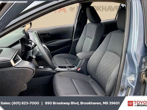 Used 2024 Toyota Corolla LE image 18