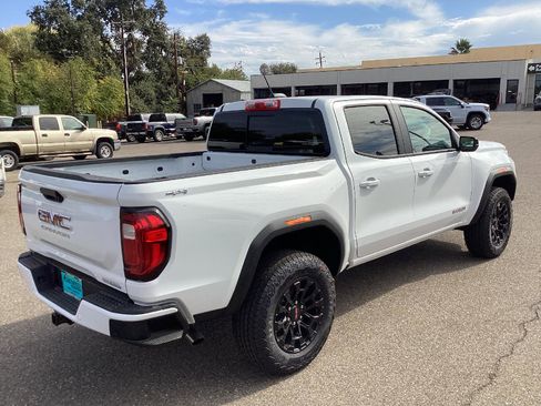 New 2026 GMC Canyon Elevation w/ Convenience Package image 4