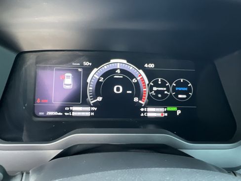 Used 2024 Toyota Sequoia Limited image 17