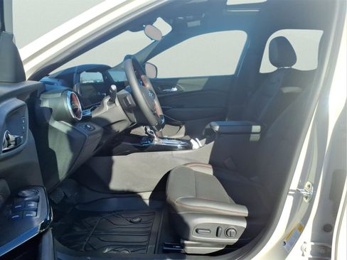 New 2026 Chevrolet Trax RS image 16