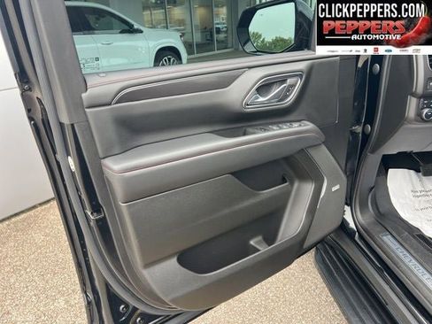Used 2022 Chevrolet Tahoe RST w/ Luxury Package AWD/4WD image 19