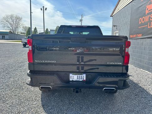 Used 2019 Chevrolet Silverado 1500 Custom Trail Boss w/ Custom Convenience Package AWD/4WD image 4
