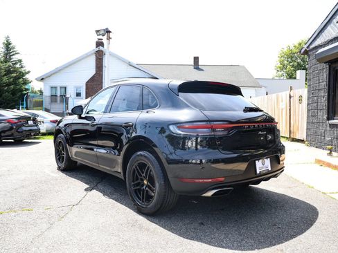Used 2020 Porsche Macan AWD/4WD image 6