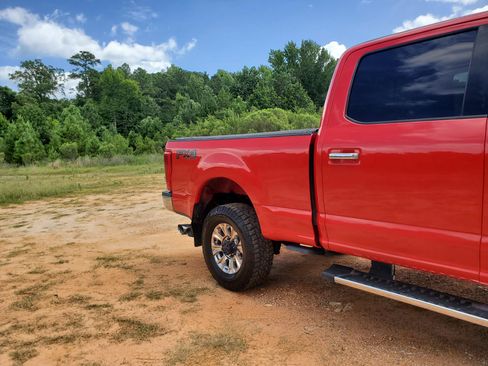 Used 2017 Ford F350 Lariat w/ Chrome Package AWD/4WD image 37