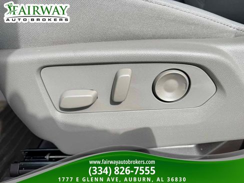Used 2024 Chevrolet Silverado 2500 LT w/ Safety Package AWD/4WD image 16