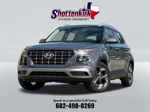Used 2026 Hyundai Venue SEL FWD image 1