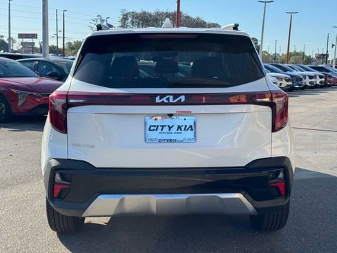 New 2026 Kia Seltos EX w/ EX Sunroof Package image 3