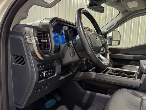 Used 2023 Ford F450 Lariat w/ Lariat Ultimate Package AWD/4WD image 12