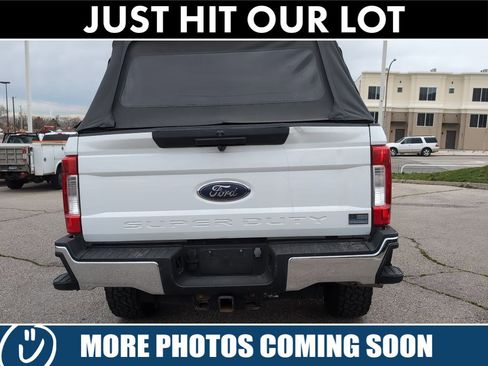 Used 2017 Ford F250 XLT image 6