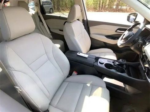 New 2026 Nissan Rogue SV w/ SV Premium Package image 10