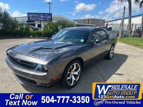 Used 2015 Dodge Challenger SXT Plus RWD image 1