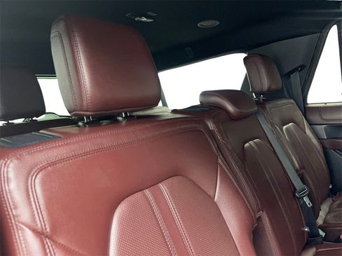Used 2022 Ford Expedition Max Limited image 45