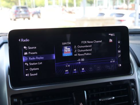 Used 2023 Lexus GX 460 Luxury w/ Sport Design Package AWD/4WD image 20