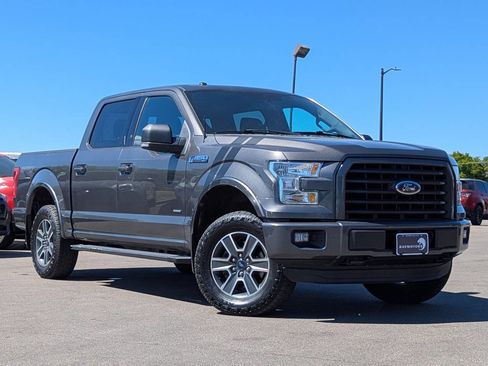 Used 2016 Ford F150 XLT w/ Equipment Group 302A Luxury AWD/4WD image 28