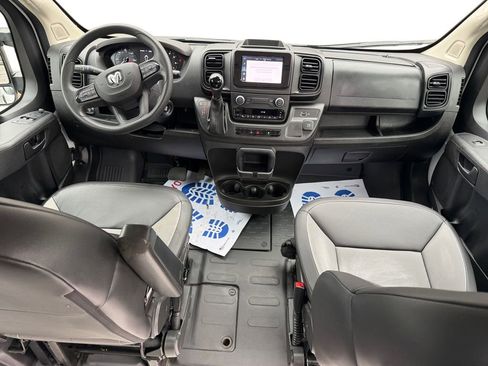 Used 2024 RAM ProMaster 2500 w/ Convenience Group image 10