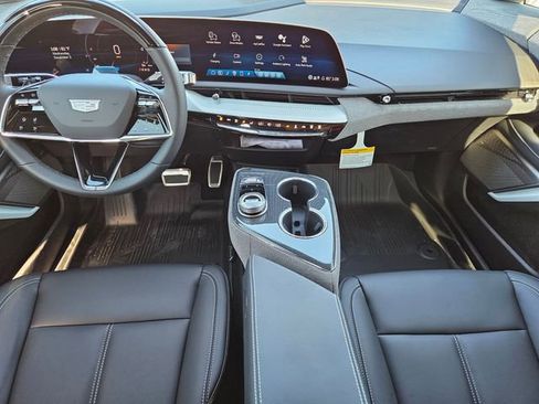 New 2026 Cadillac Optiq Sport 1 image 13